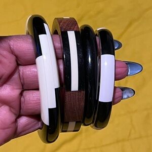 Sassy Jones Black and White Bangle Set